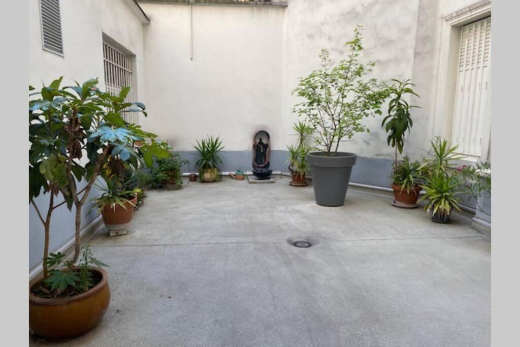 Stylist And Cosy Appartement In Montparnasse パリ エクステリア 写真