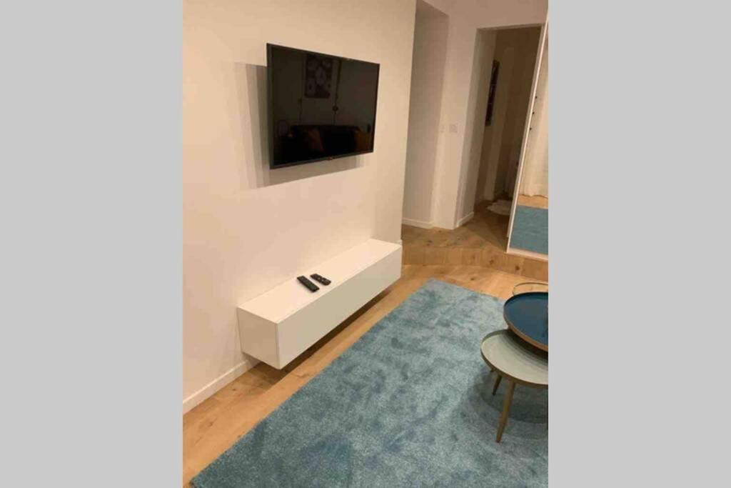 Stylist And Cosy Appartement In Montparnasse パリ エクステリア 写真